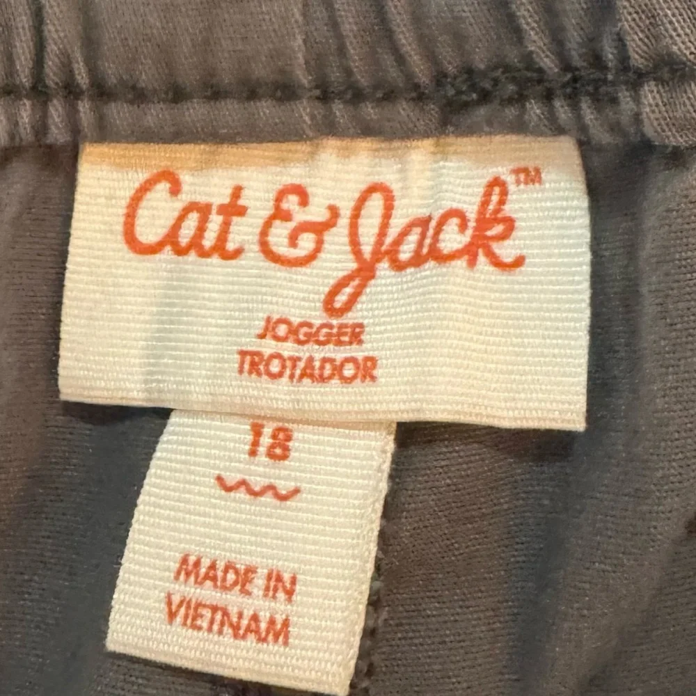 Cat & Jack Pants Boys Size 18 Gray Pull On Stretch Casual Dress Pants